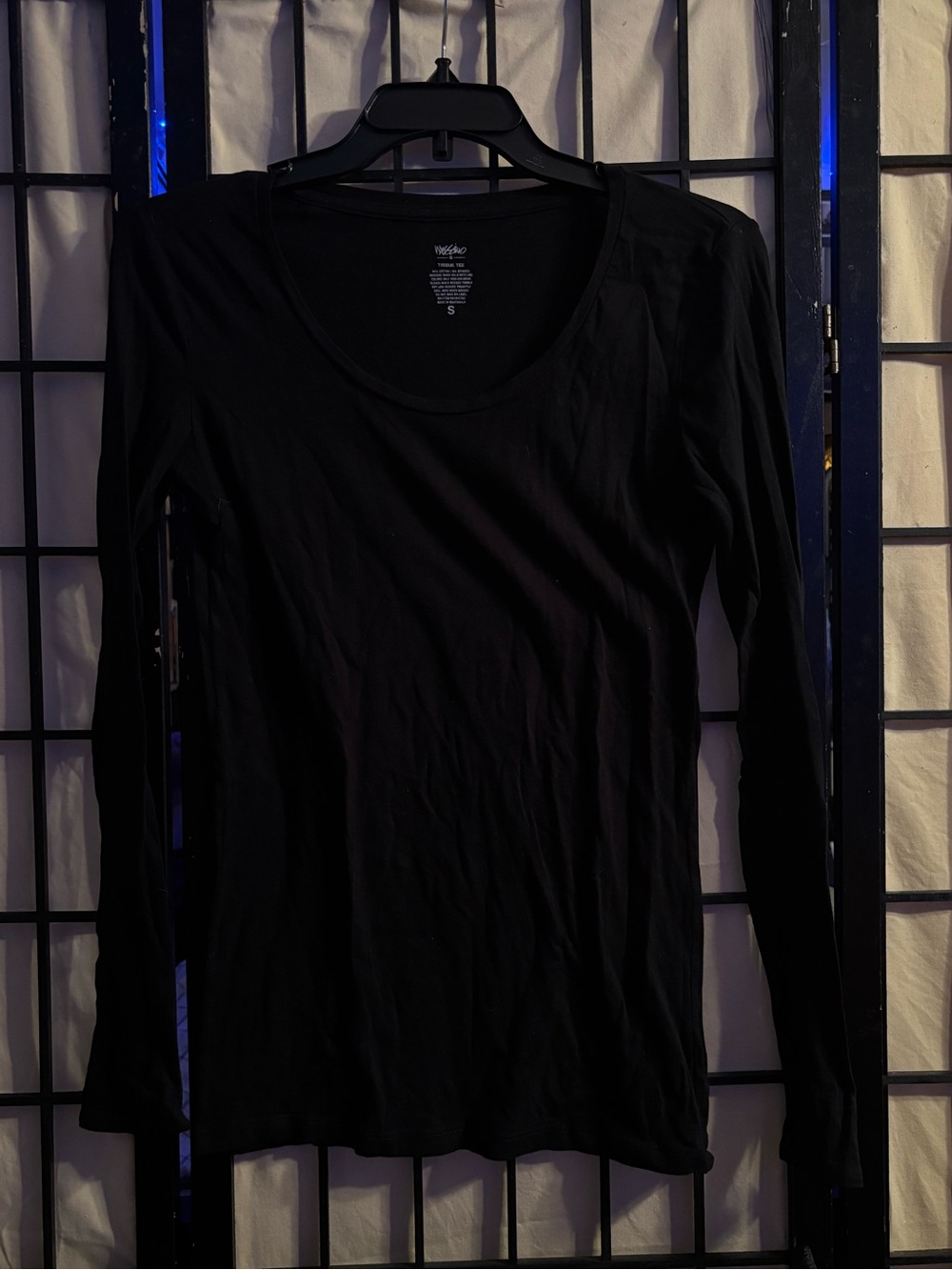 Mossimo Black Long Sleeve Crewneck Top